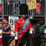 Britanskom princu Endruu oduzete titule 5 Britanskom princu Endruu oduzete titule 5